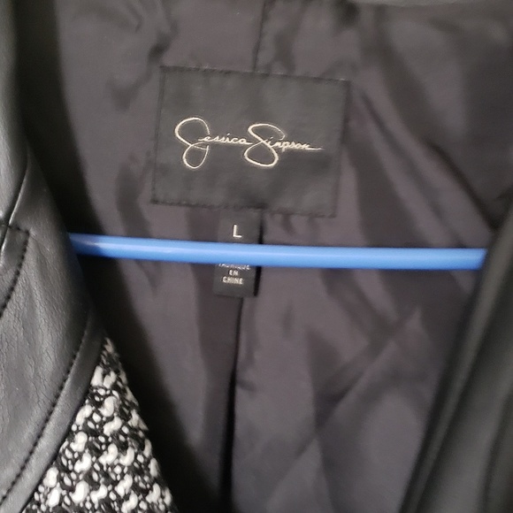 Jacket - Picture 7 of 7